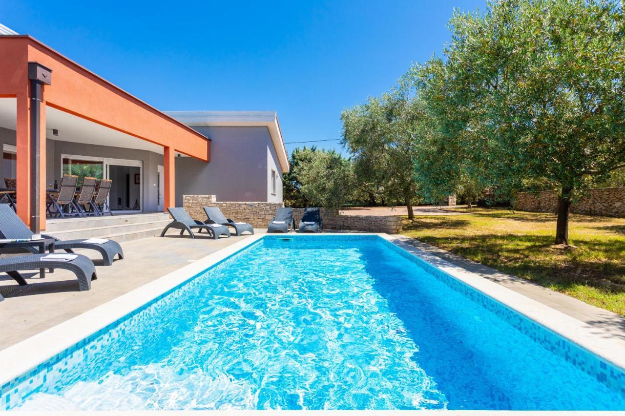 Villa Крница Екстериор снимка